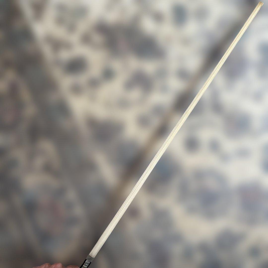 SUGITO バイオリン弓　4/4 フェルナンブーコ　良好