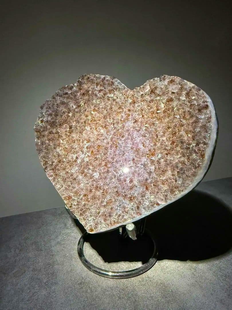 【キラキラ紫X金色】アメジスト クラスター（カコクセナイト共生）