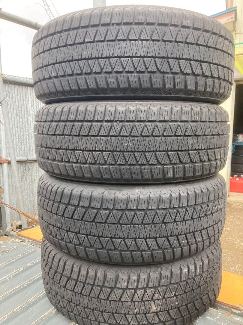 溝あり。ブリヂストンDM-V3 225/55R19スタッドレス4本セット