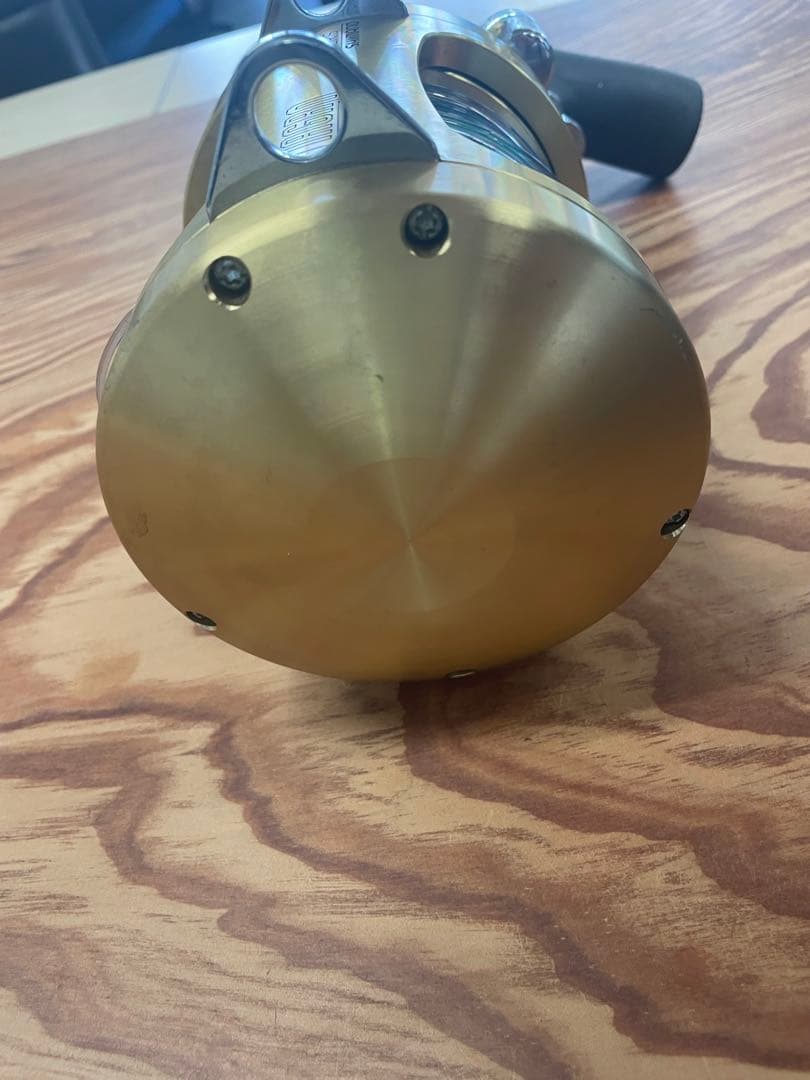 TIAGRA 50W LRT 二速ギア付きリール　SHIMANO シマノ