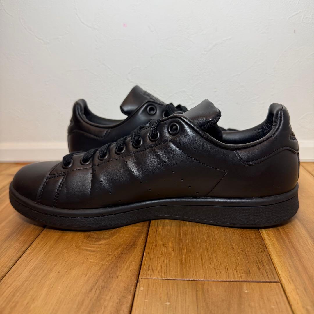 adidas スタンスミス 23.5cm 黒 アディダス STAN SMITH