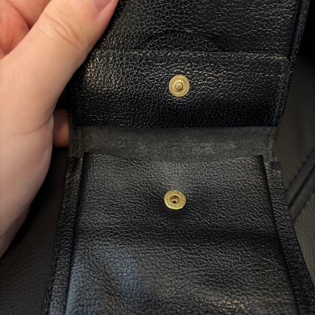 【はまはま】イルビゾンテ レザー ウォレット 二つ折り財布 エンボスロゴ