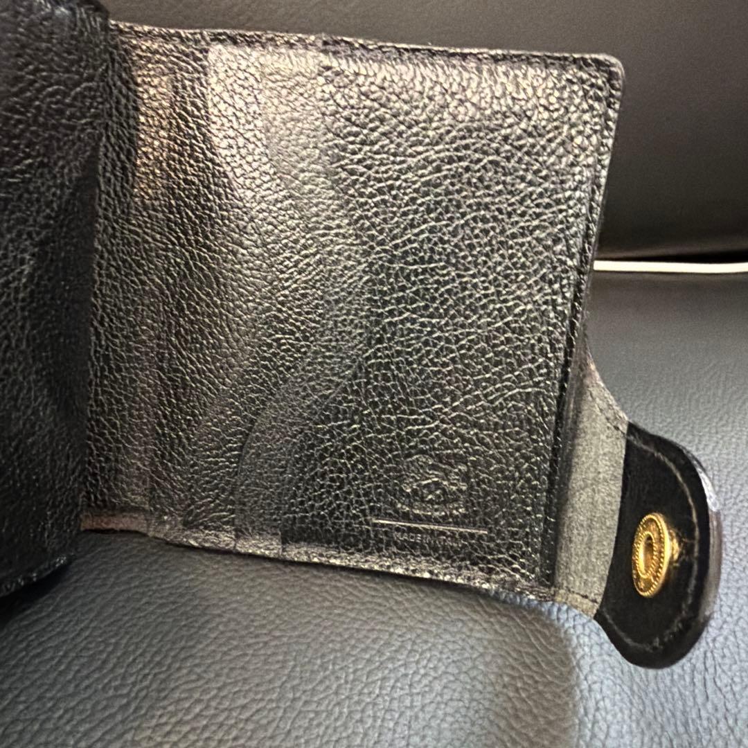 【はまはま】イルビゾンテ レザー ウォレット 二つ折り財布 エンボスロゴ