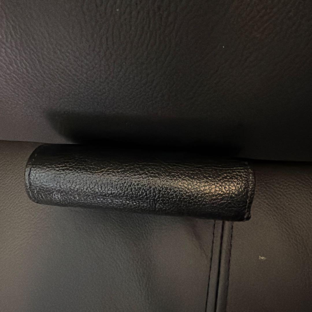 【はまはま】イルビゾンテ レザー ウォレット 二つ折り財布 エンボスロゴ