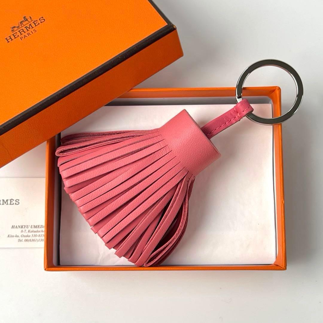 美品 エルメス HERMES カルメン チャーム キーリング