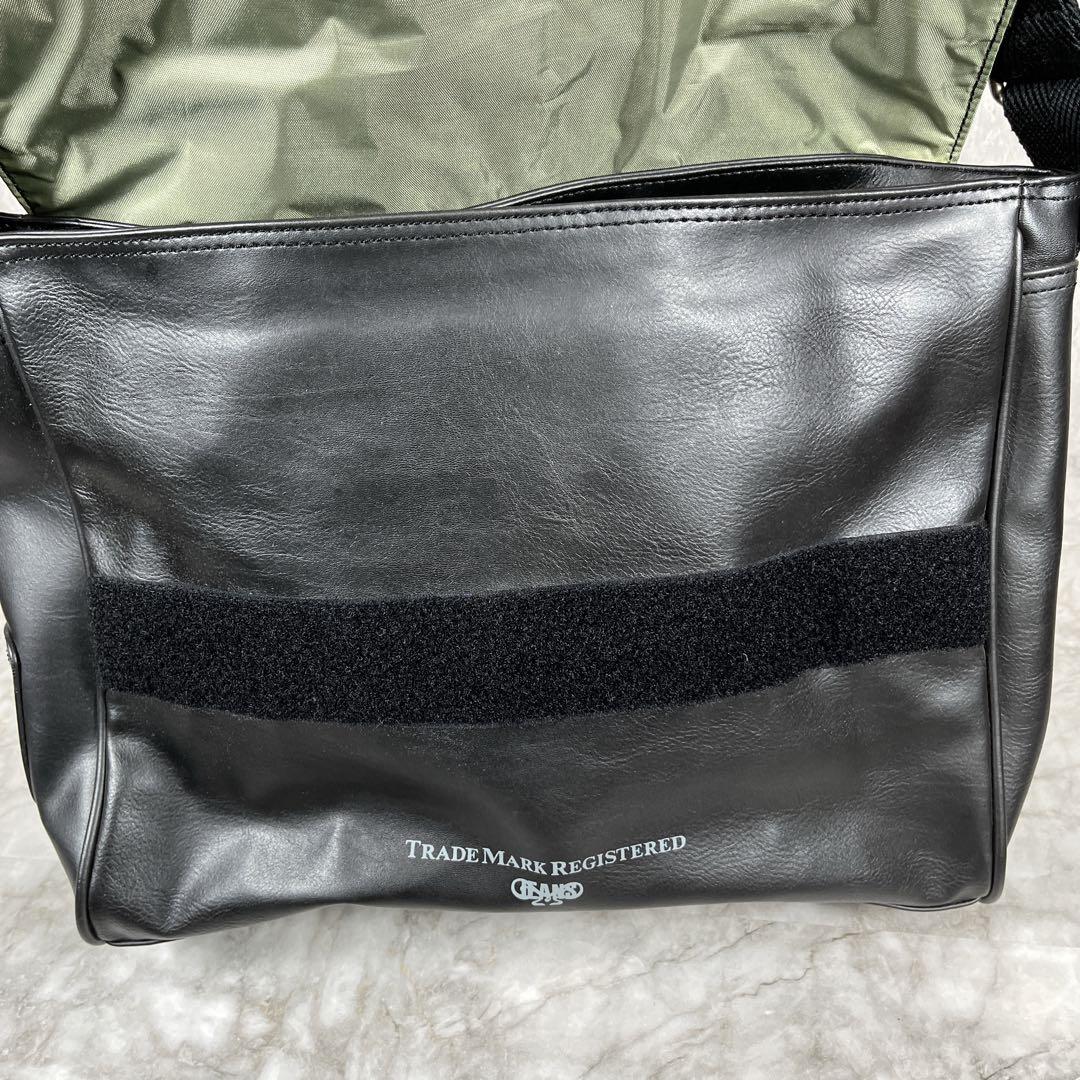 DIESEL ディーゼル ブレイブマン レザー ショルダーバック　A4 ブラック