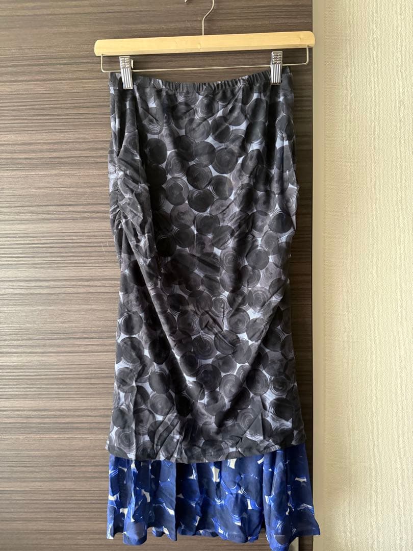 ®*読様 DRIES VAN NOTEN 24SS フレアスカート エクストラス