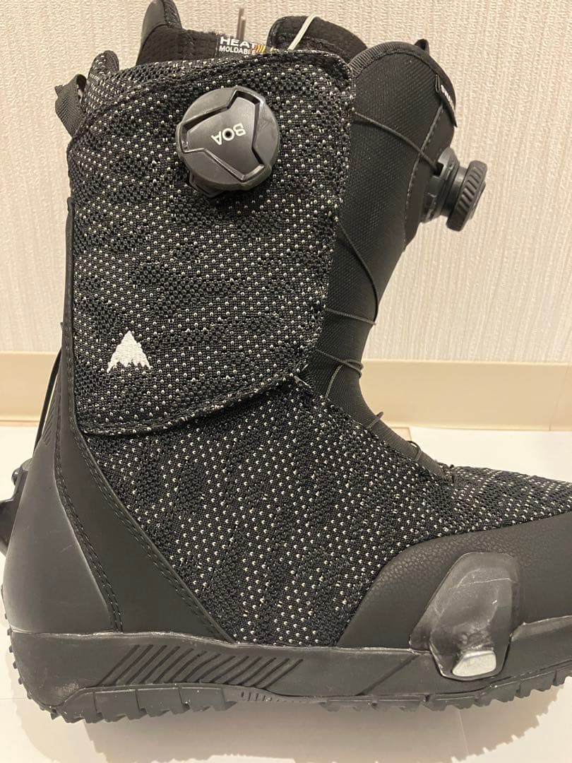 たばてぃーBURTONSTEPONスノーボードブーツ26.0ビンディングS