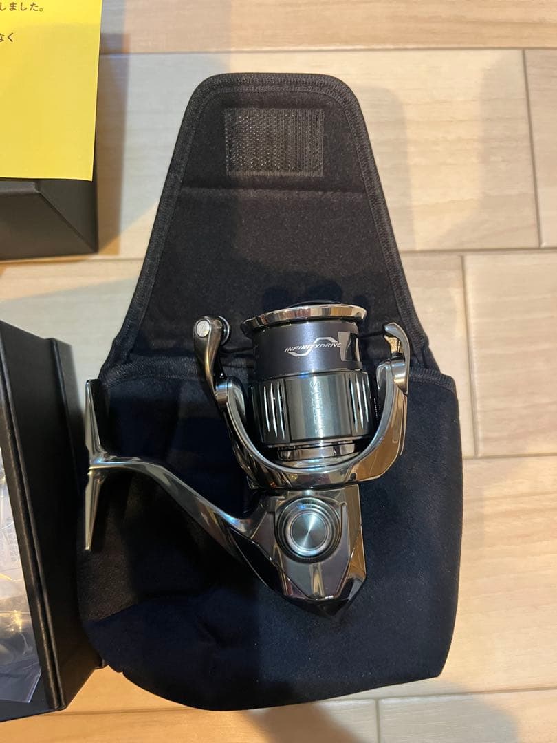 22ステラ2500s新品未使用品