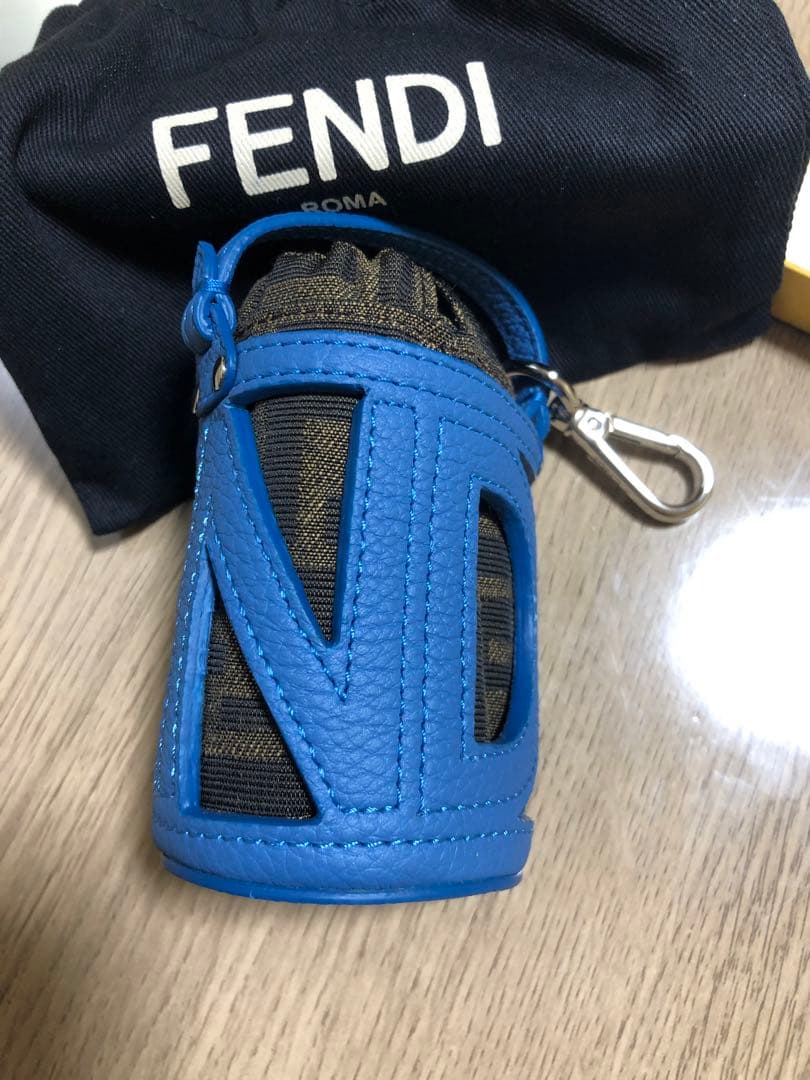 フェンディ FENDI バッグチャーム キーホルダー 新品