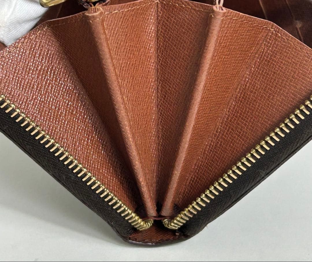 こう様　売約済み品　✅【良品】メンテ済み　ルイヴィトン　ジッピーウォレット