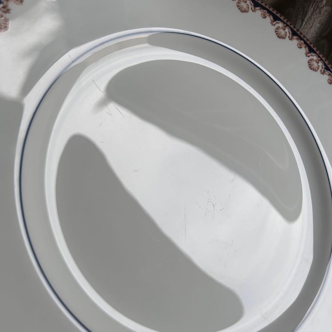 英国製  Medici 英国の気品溢れる 貝殻ディナー皿