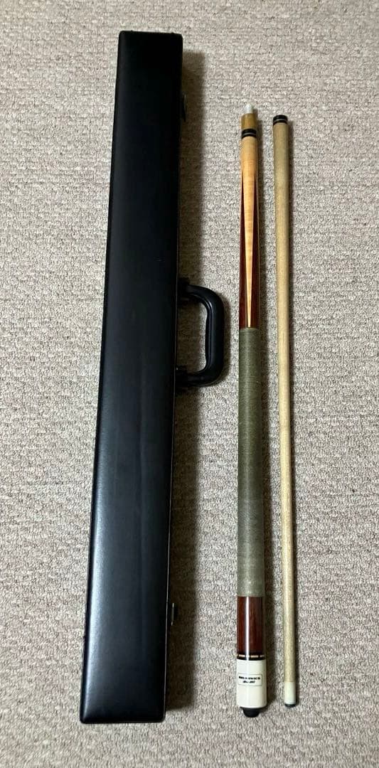 ビリヤードキュー BRUNSWICK ケース付き