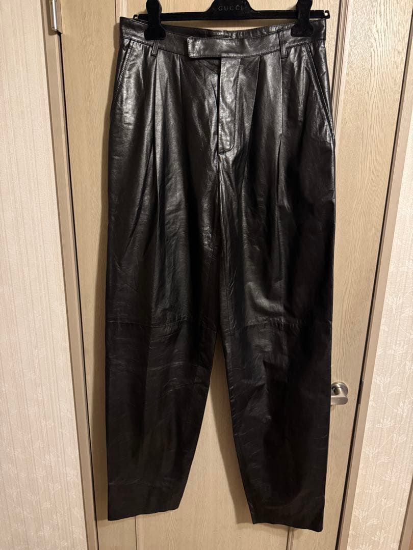 GUCCI レザーパンツ　スラックス　新品 48サイズ イタリア製 正規品