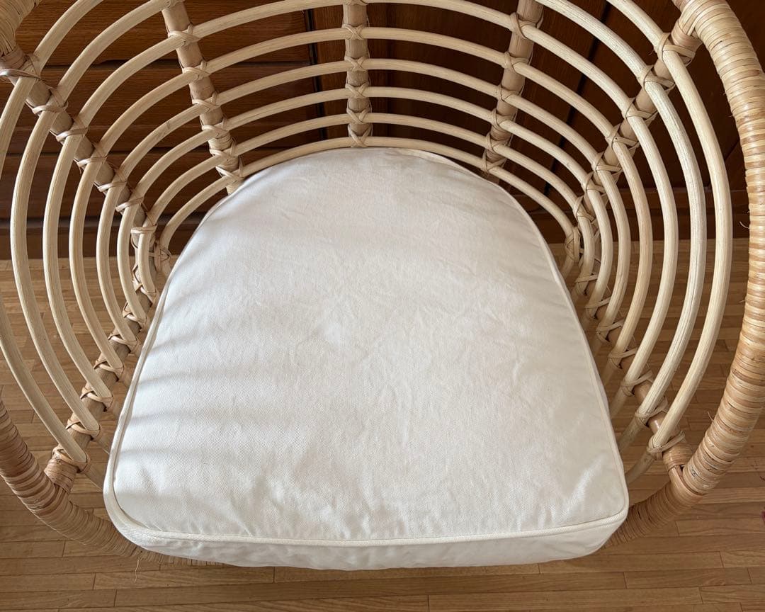 IKEAブスクボー ラタンチェア　クッション付き