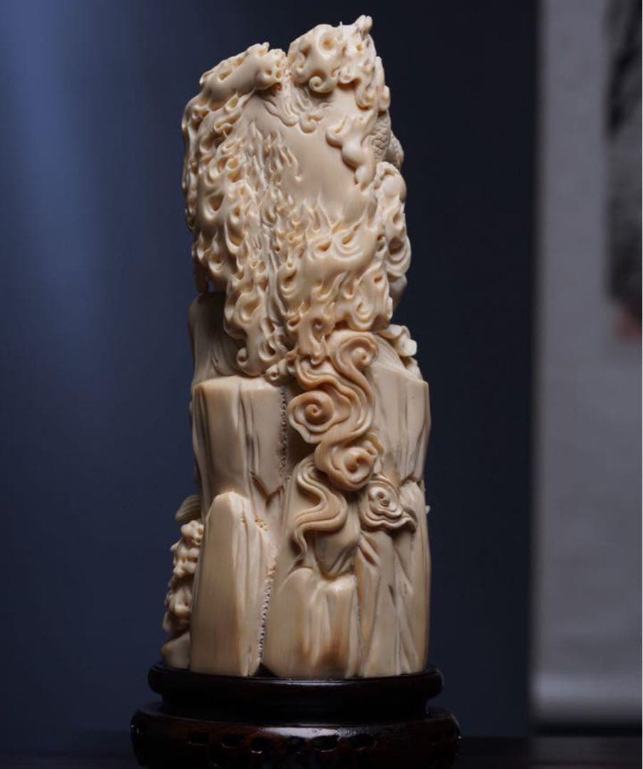 天然マンモス牙美しい手作り彫刻不動明王 置物