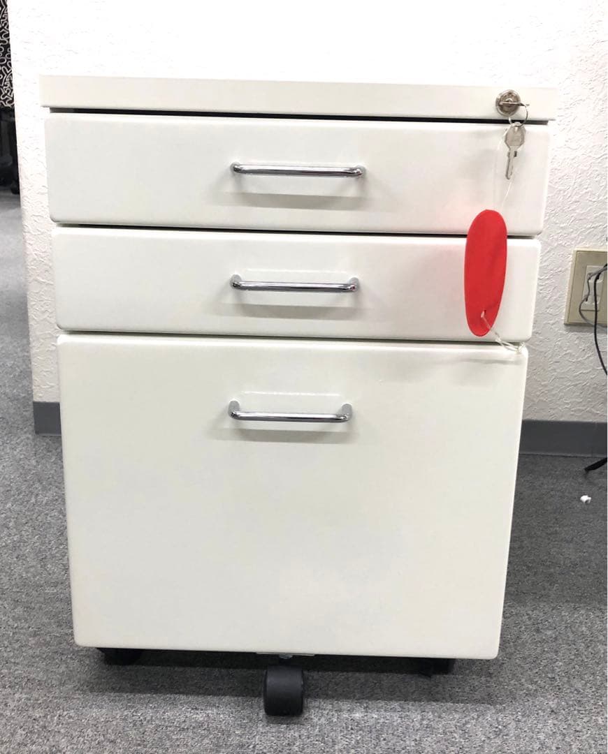 サイドキャビネット　オフィス　引き出し