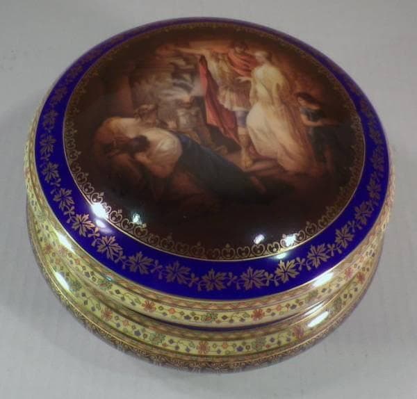 ロイヤル・ヴィエナ　ギリシャ風俗文蓋物