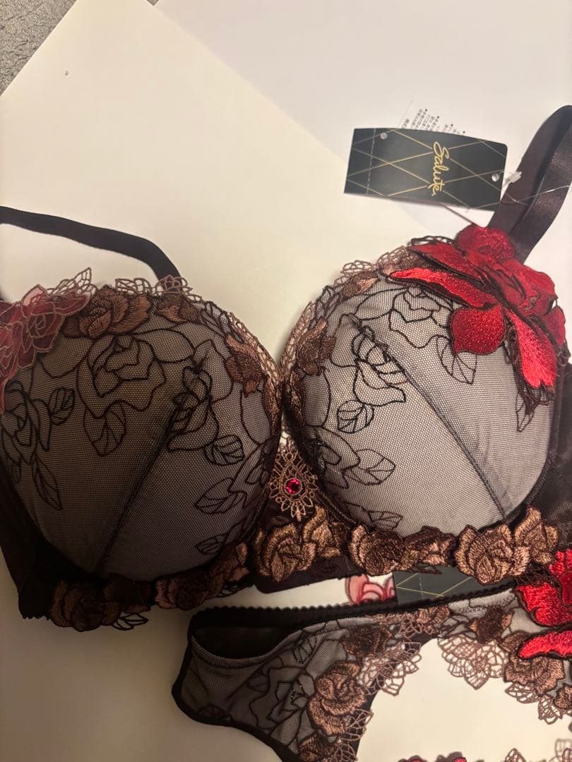 ワコール サルート G75&ソング&ガーターM WI 3点セット