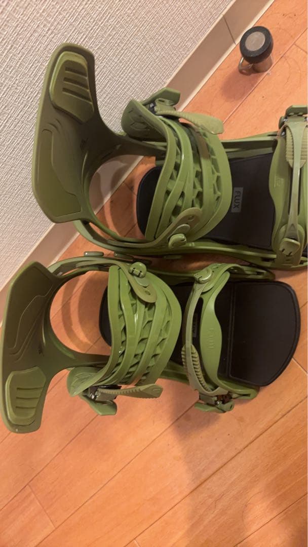 FLUX DS オリーブグリーン