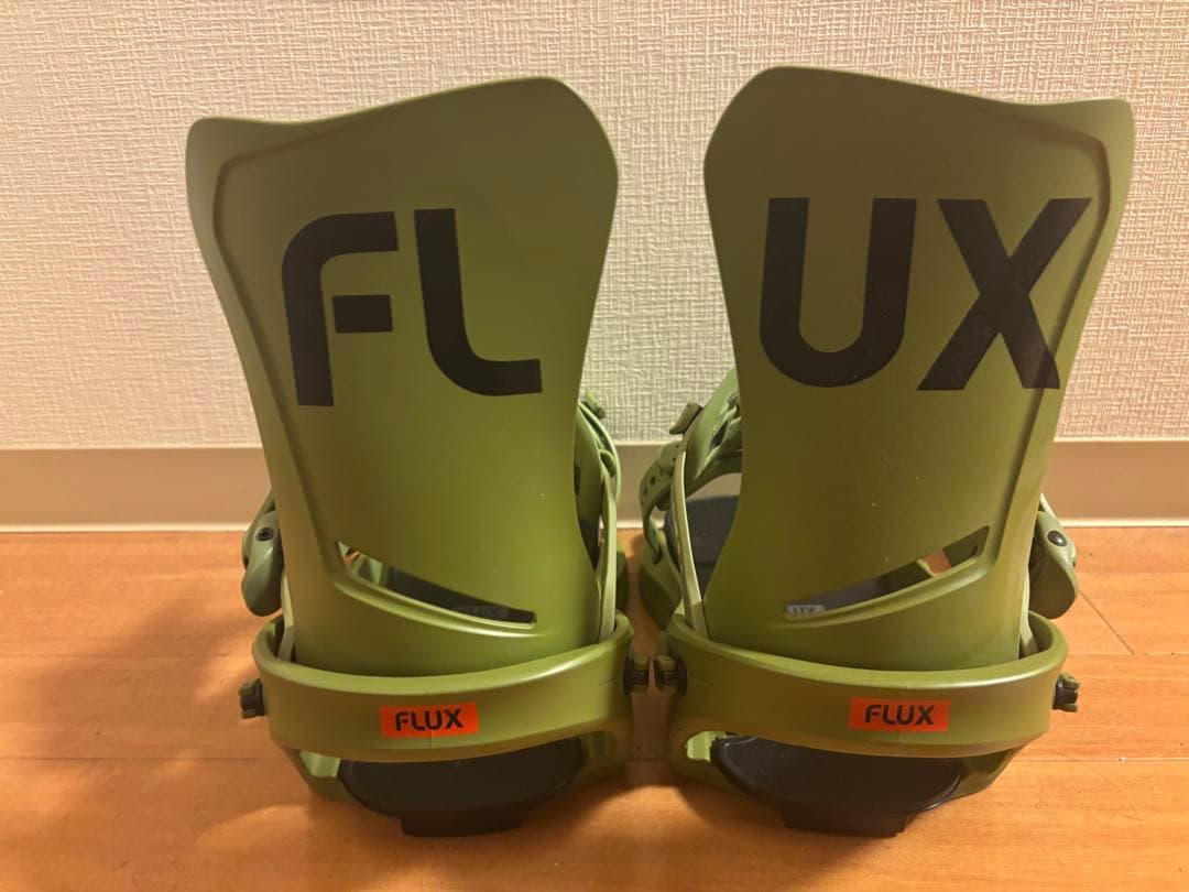 FLUX DS オリーブグリーン