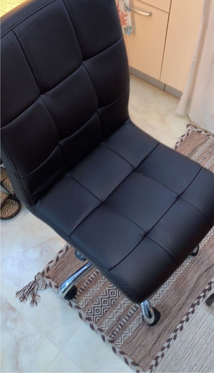 ネイルチェアー