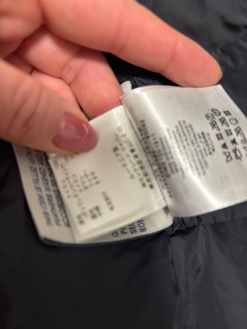 モンクレール　フード付きブラックダウン　レディース　最終値下げ