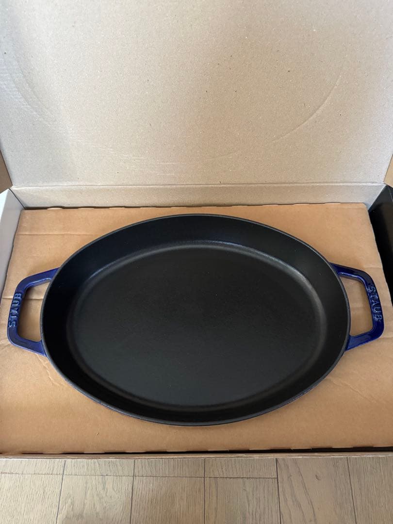 Staubストウブ　フィッシュシグネチャーオーバルホットプレート　グランブルー