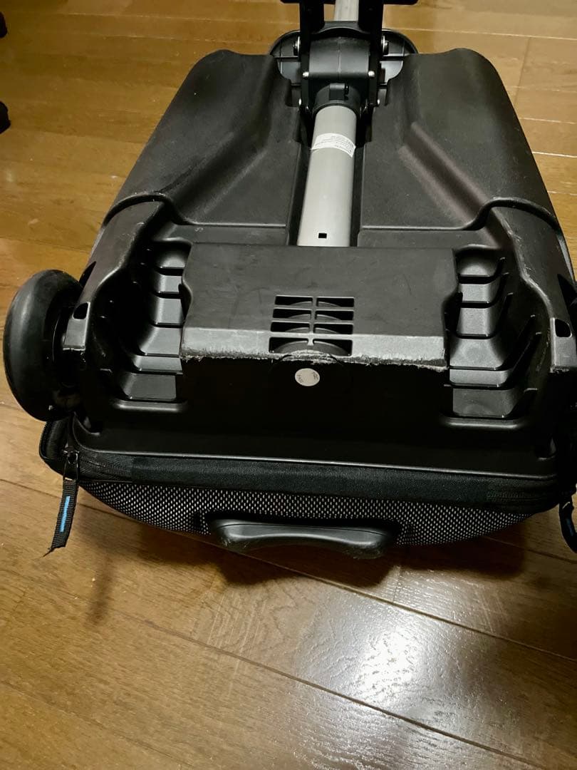 ★m-cro マイクロ　ラゲッジ　イージー　子供が乗れるスーツケース　ベビーカー