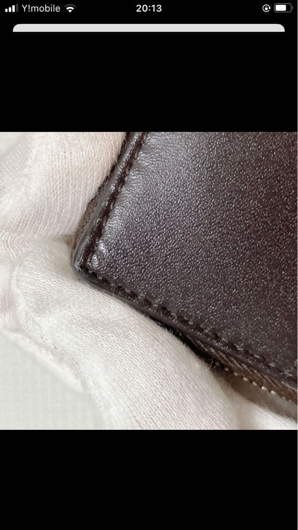 未使用BOTTEGA VENETA カセット　レザーラウンドジップ　二つ折り財布