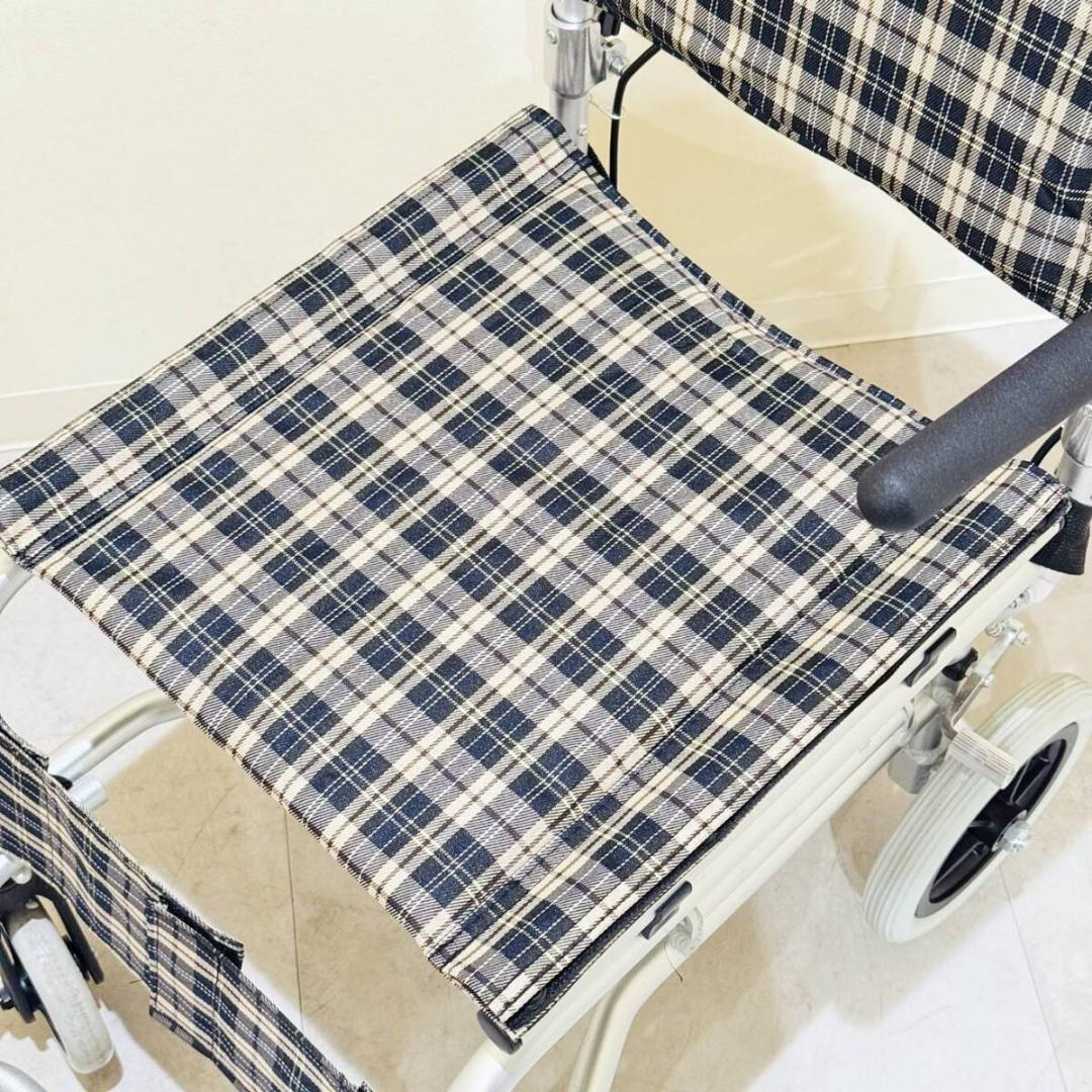 甲MJ20610　美品　送料無料　即購入可能　スピード発送　車イス