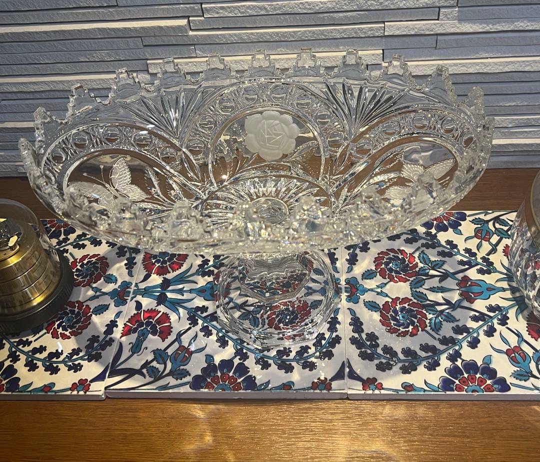 果物がよりおいしそう　ドイツ製　アンティーク　クリスタルガラス製コンポート