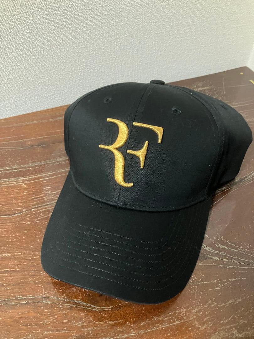 新品未使用　ユニクロ　フェデラー　引退記念　キャップ