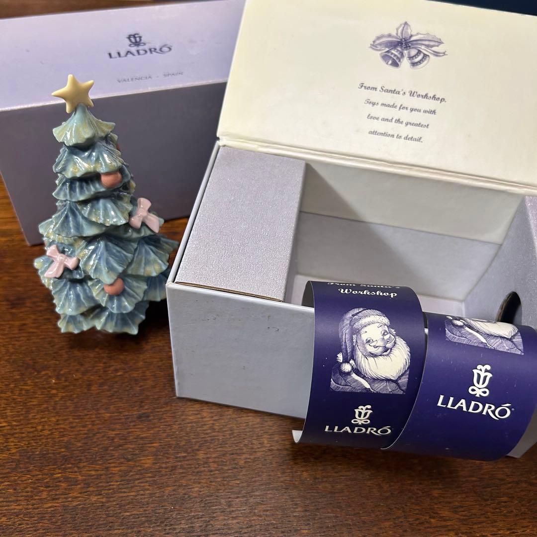 リヤドロ　クリスマスツリー　陶器　LLADRO 置物 雑貨