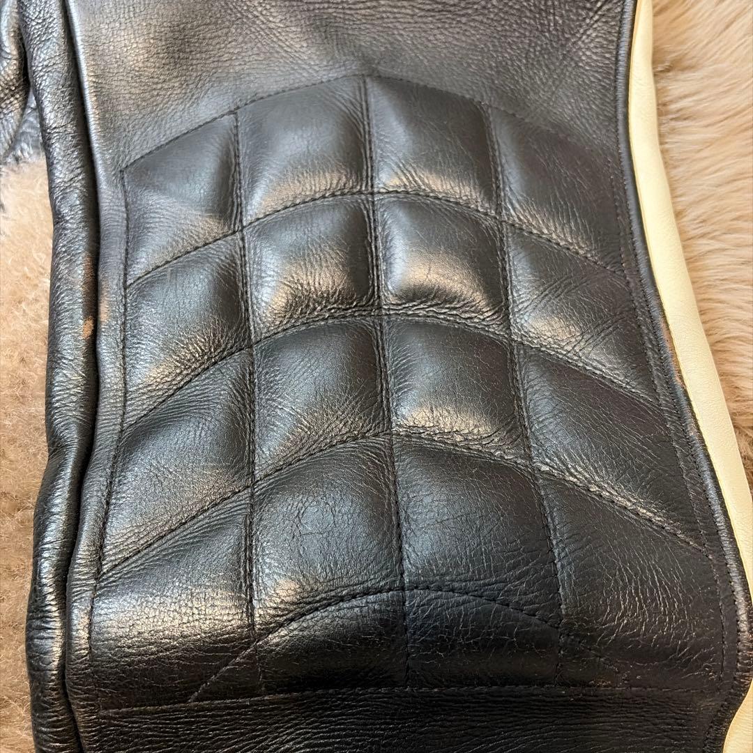 超希少　牛革 パッド付きパンツ 4SPEED