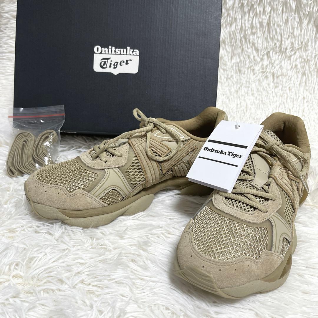 《タグ付き新品》 MOMO着用 オニツカタイガー TIGRUN 26cm