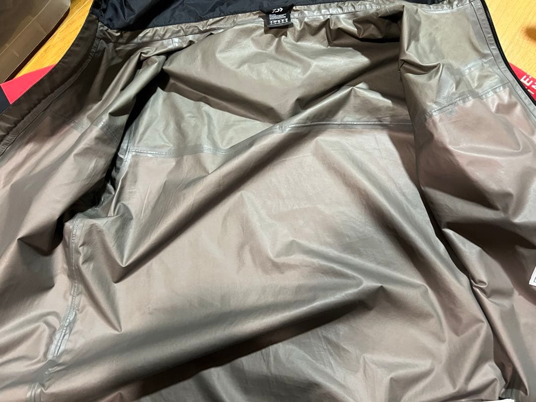 ダイワ 20 ゴアテックス レインスーツ DR-19020 レッド Ｌサイズ