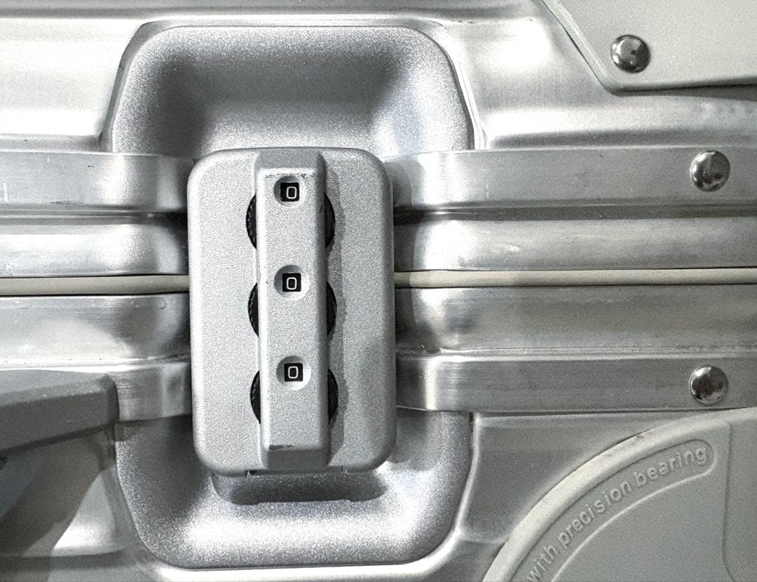 RIMOWA アルミ製　スーツケース(小)