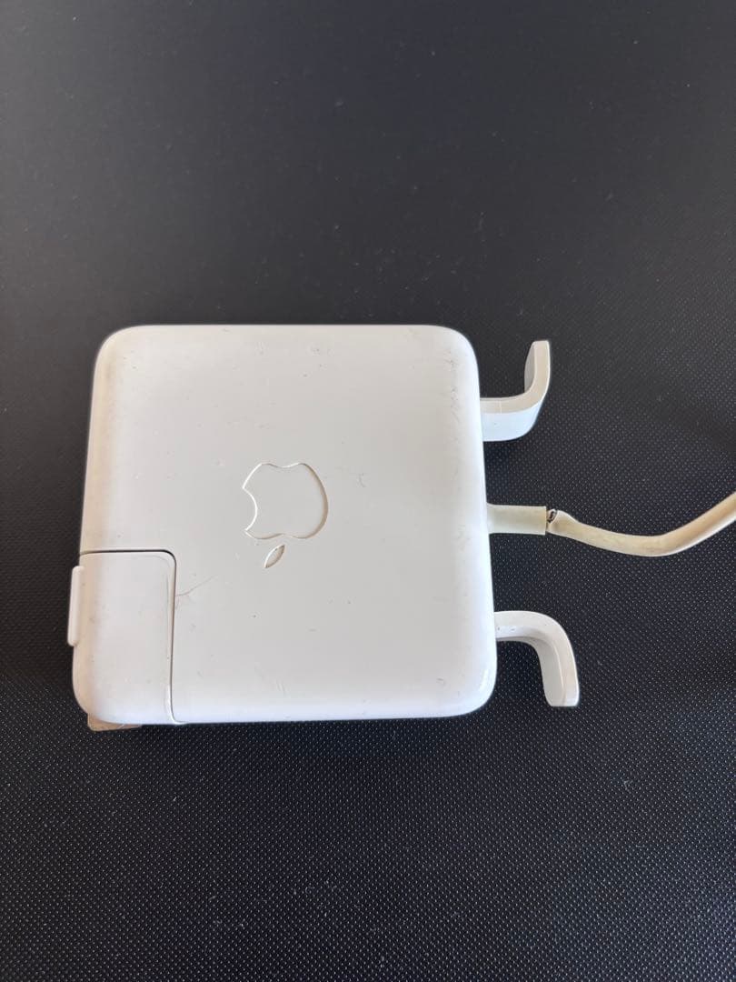 MacBook Pro i7 / 8GB / 1TB / 13インチ