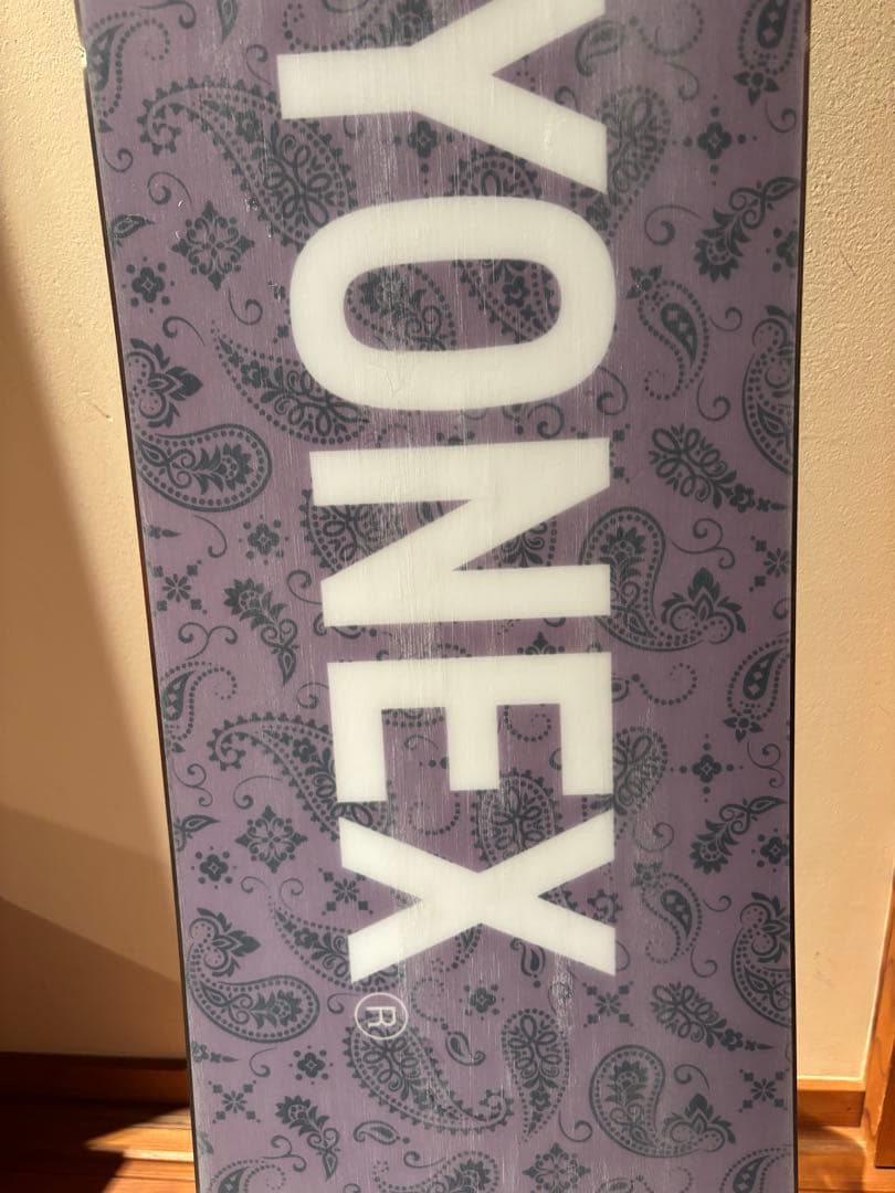 美品　YONEX ACHSE 23-24スノーボード　グラトリ　CROOJA