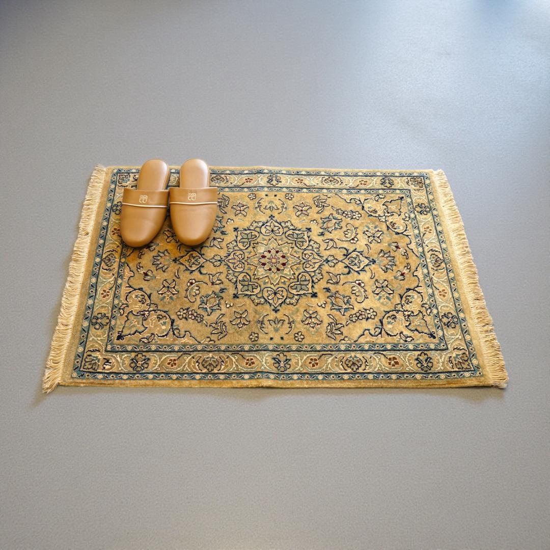 90×62cm　手織り　ペルシャ絨毯 ナイン ヴィンテージラグ