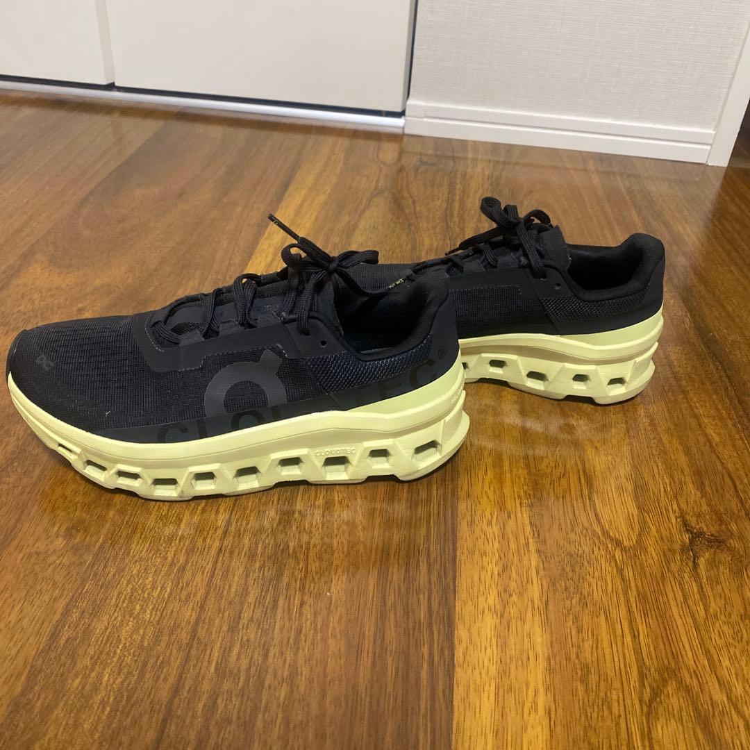 On Cloudmonster/クラウドモンスター 厚底 ランニング シューズ