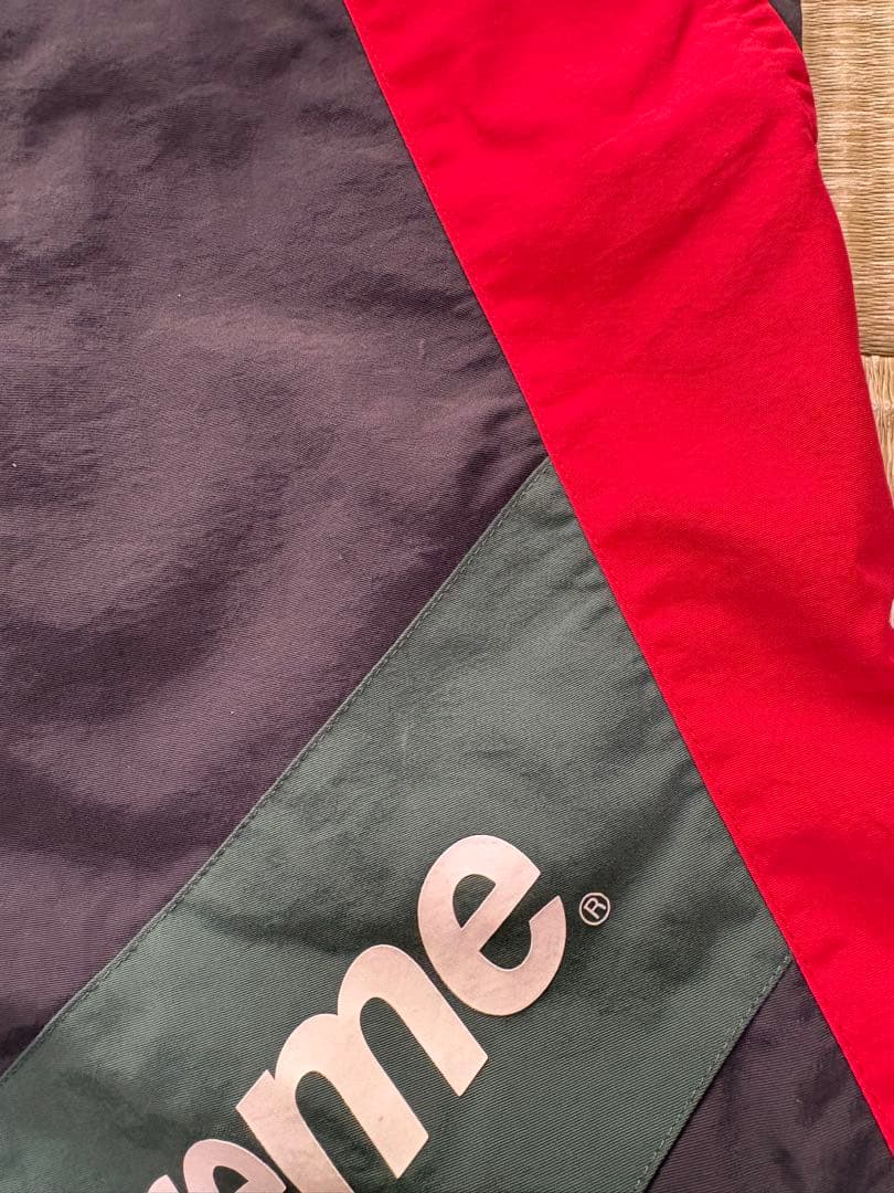 本日限定値下げ！シュプリーム　ナイロンパンツ　Mサイズ