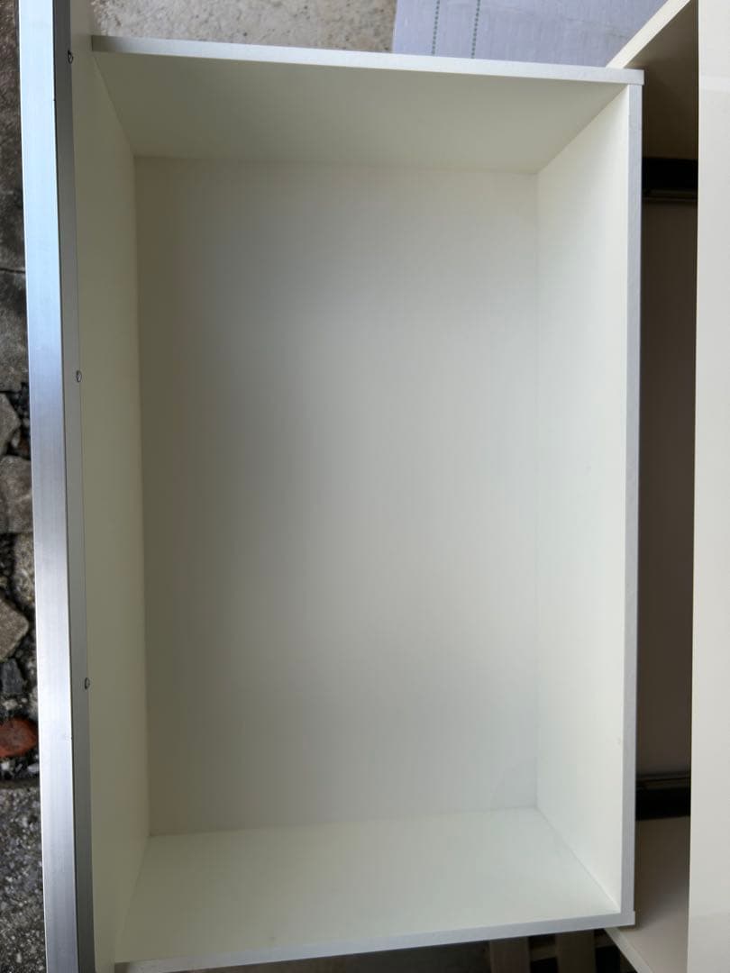 Pamouna (パモウナ) 2枚扉食器棚 ホワイトシルバー ソフトクローズ