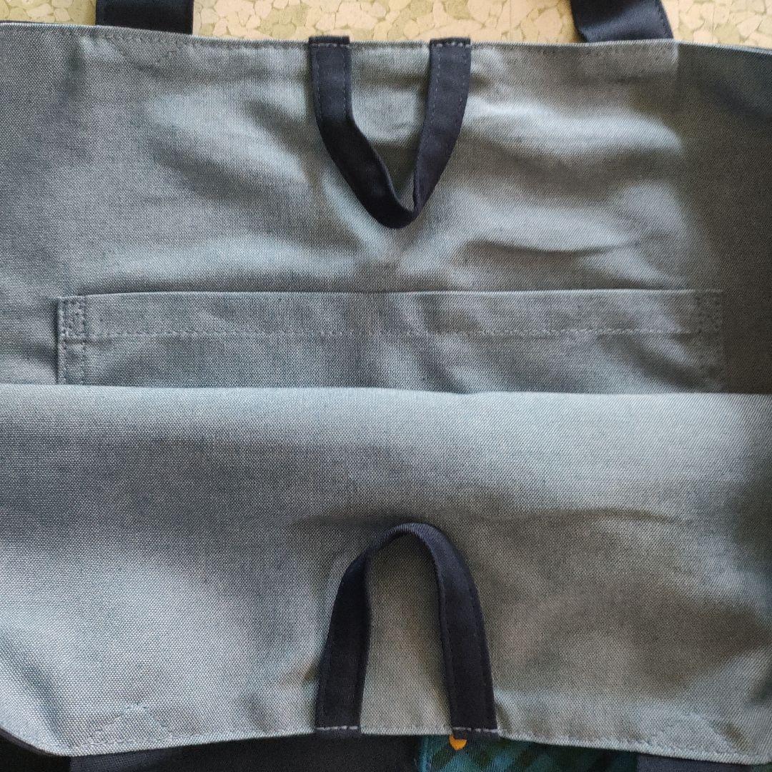 新品未使用品　ファミリアレッスンバッグ　乗り物　30×42センチ