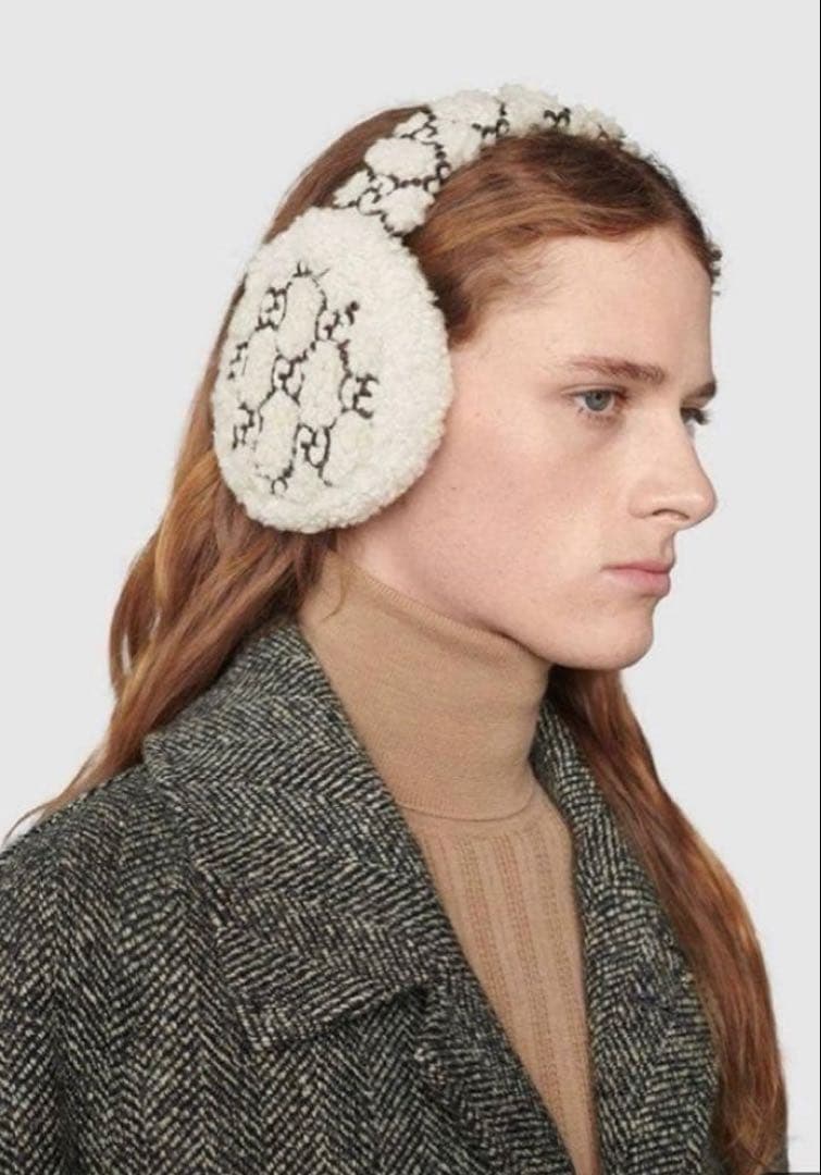 GUCCI GGロゴ イヤーマフ オフホワイト　美品