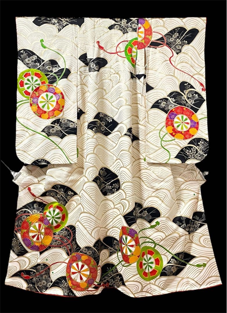 □七五三　正絹女児振り袖着物　金青海波　車輪　金駒刺繍　セミアンティーク