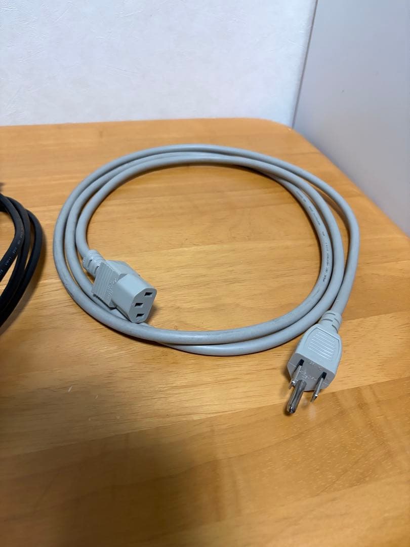 【美品】EPSON エプソン プロジェクター EB-W28