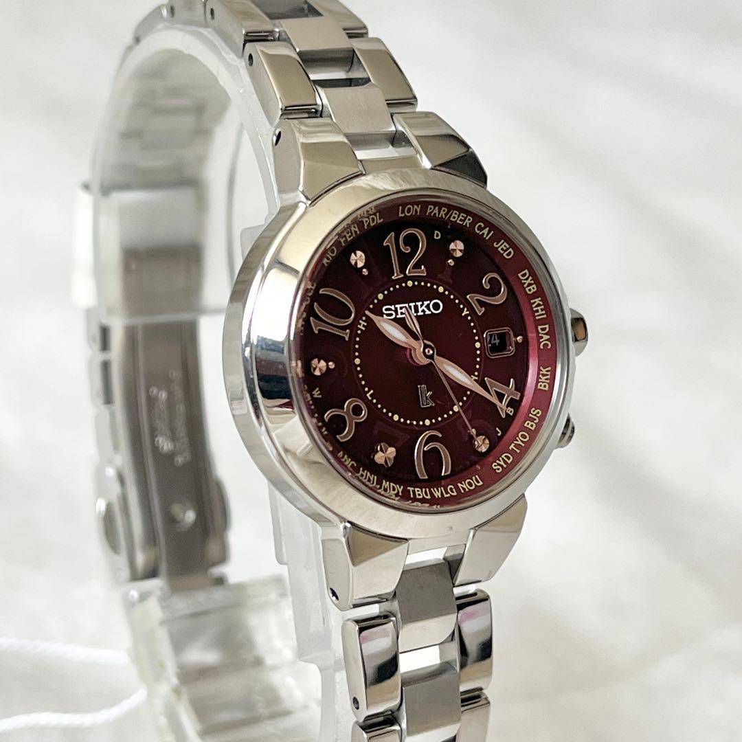 SEIKO セイコー　腕時計　ルキア ソーラークォーツ　レッド文字盤