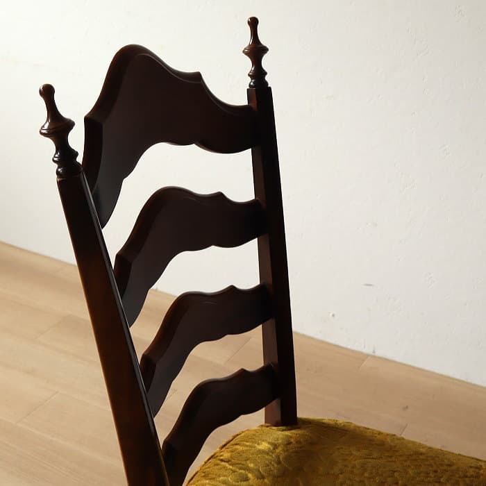 ヴィンテージ カリモク ダイニングチェア レトロ ベロア 鋲打